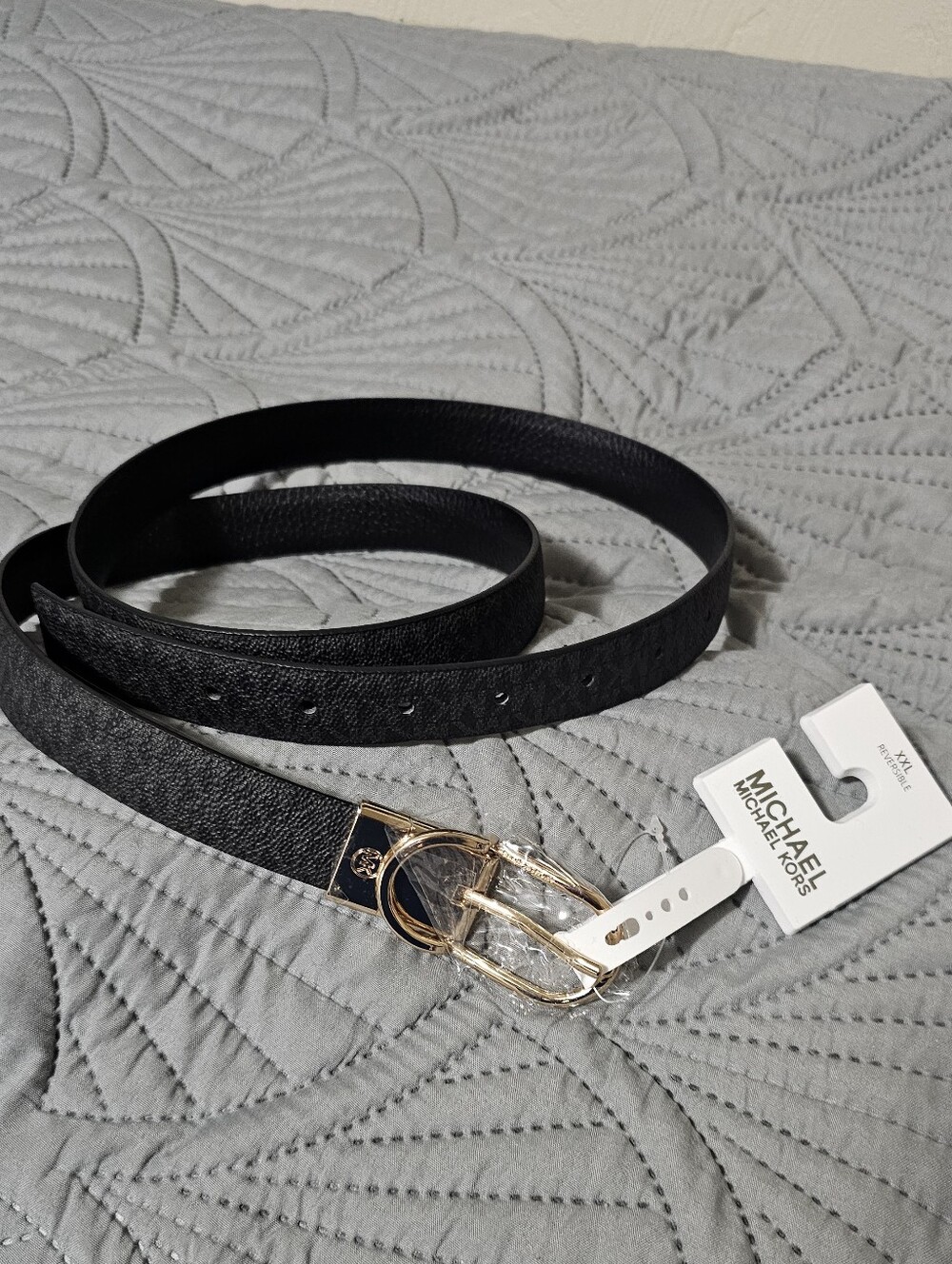 MICHAEL Michael Kors Black Leather Belt with Gold-Tone Double Ring Buckle